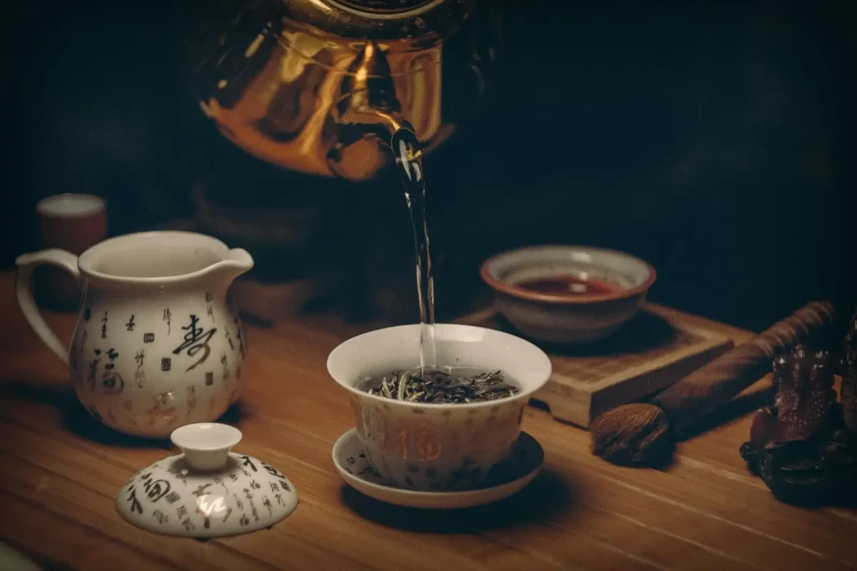 Slimming tea for improving metabolism and detoxification